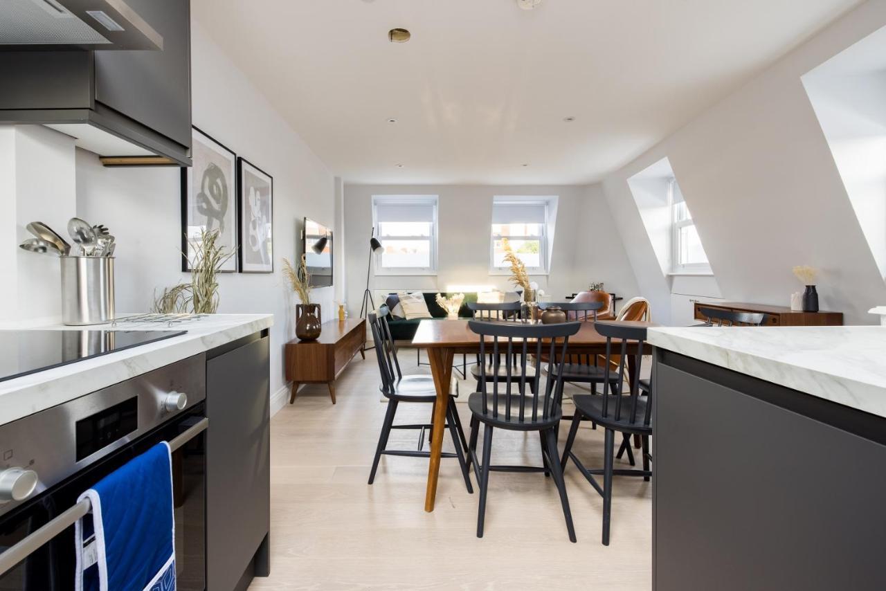 شقة The Margravine Maisonette - Modern & Bright 2Bdr Flat لندن المظهر الخارجي الصورة